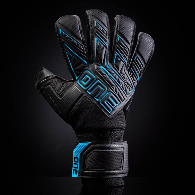 The one sales glove goalkeeper gloves